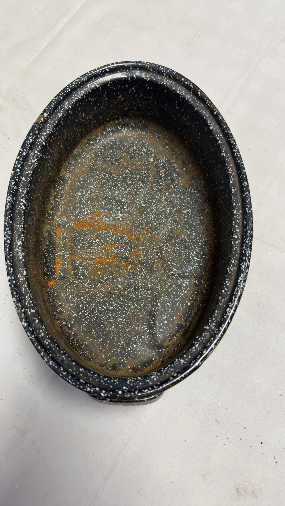 Vintage Black Speckled Enamelware Oval Roaster Pan - Image 1