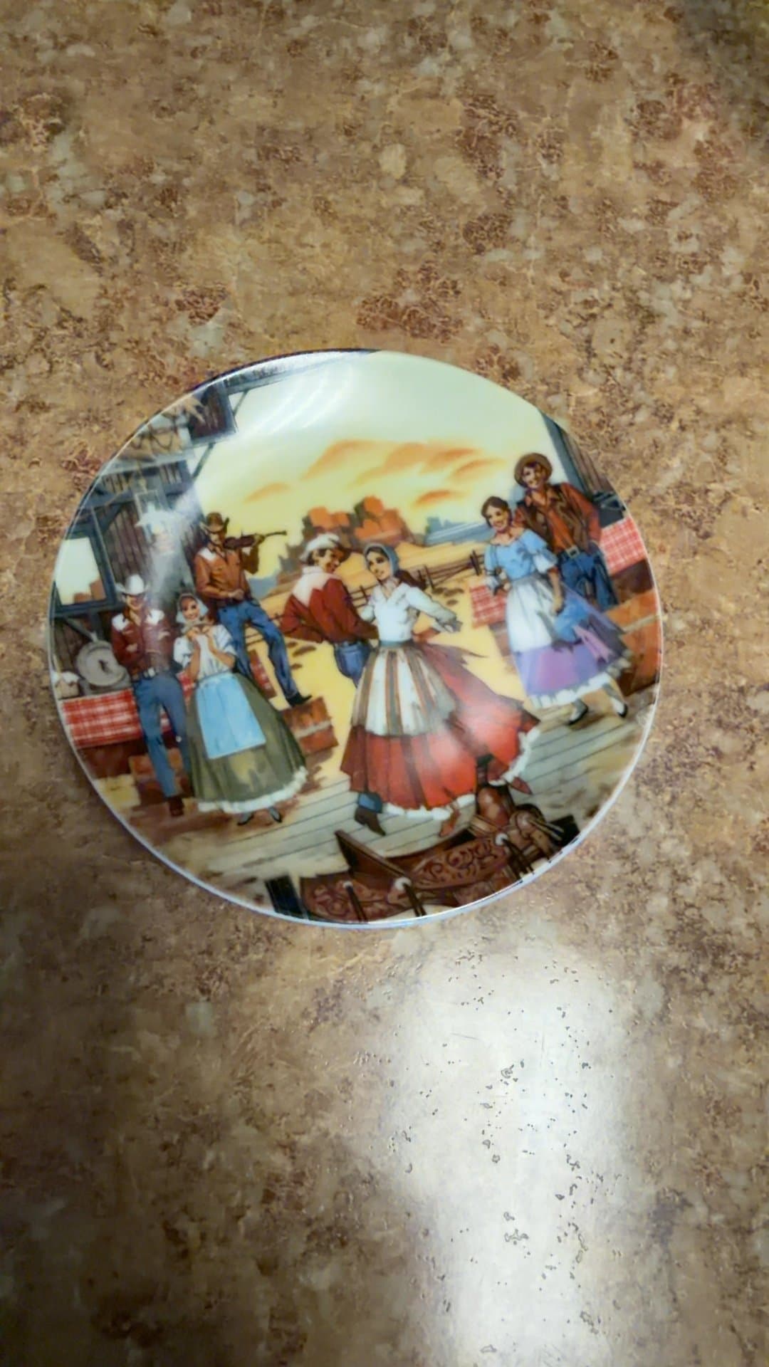 Avon 1985 American Portraits Plate - The Southwest - Image 1