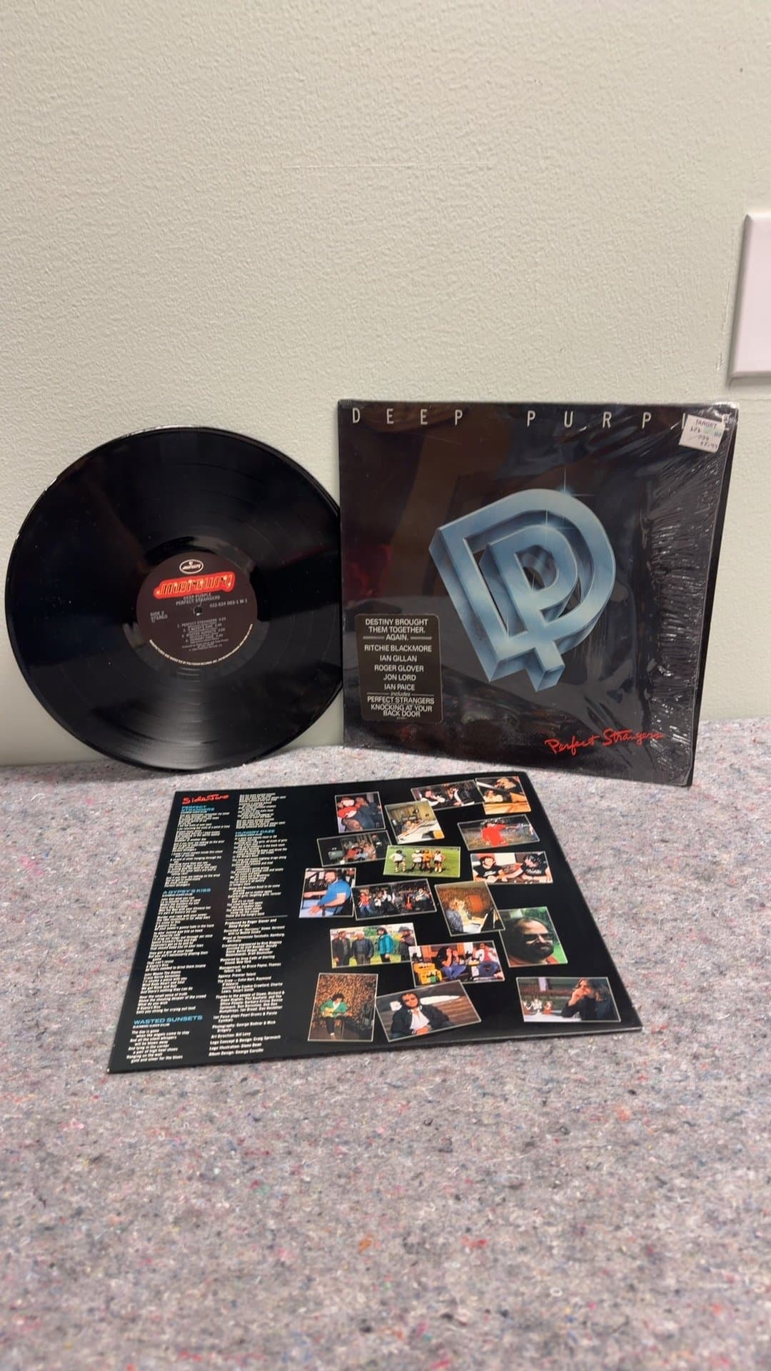 Deep Purple - Perfect Strangers Vinyl Record - Image 1