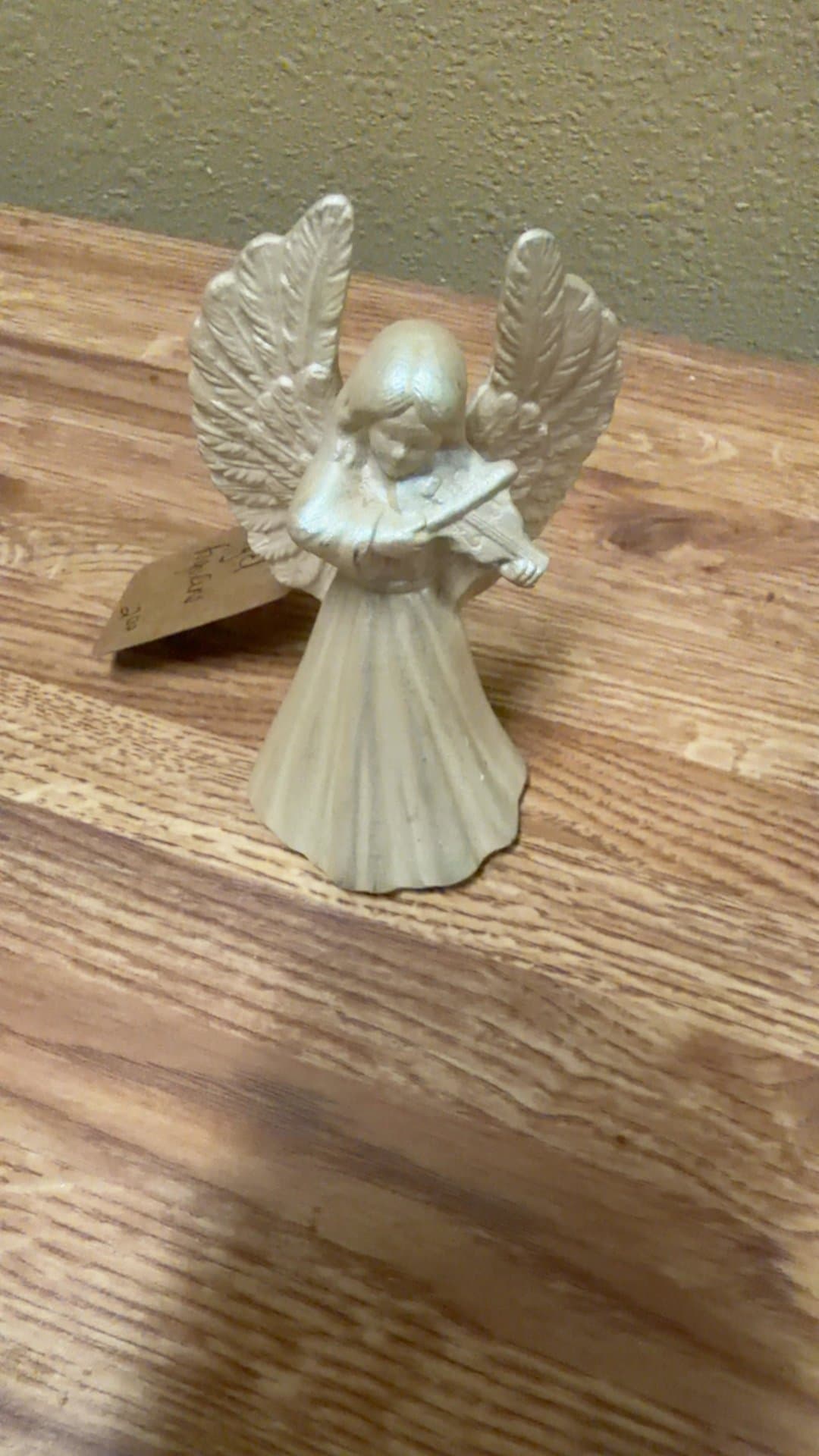 Angel Figurine Playing Violin - Image 1