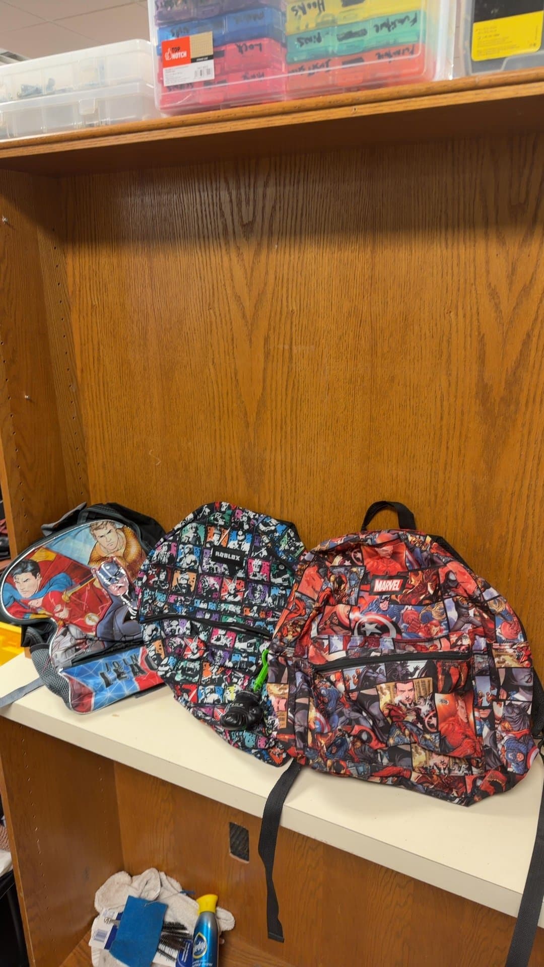 Set of 3 Kids Graphic Backpacks (Marvel, Roblox, Justice League) - Image 1
