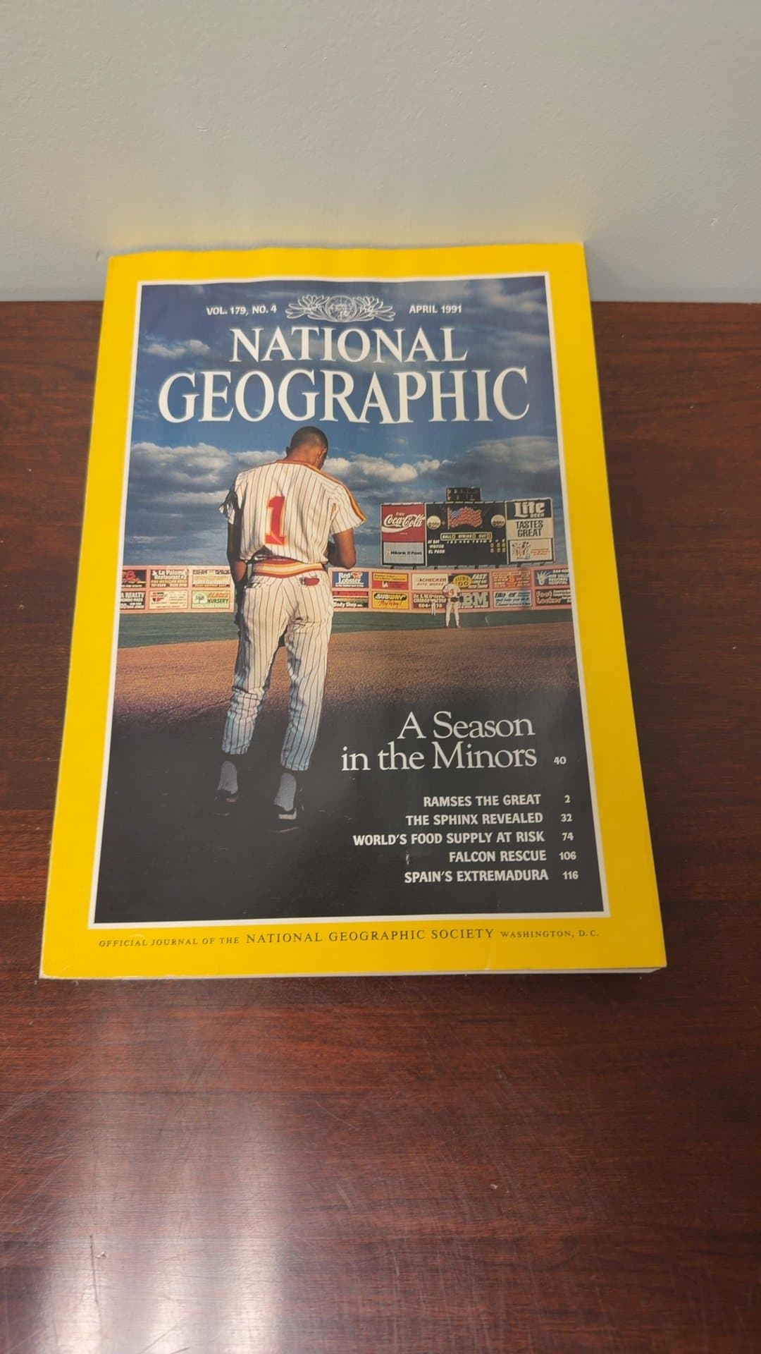 National Geographic Magazine April 1991 - Image 1