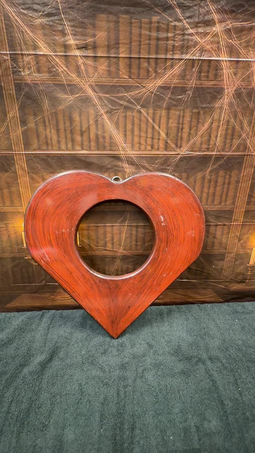 Vintage Heart-Shaped Wooden Picture Frame - Image 1