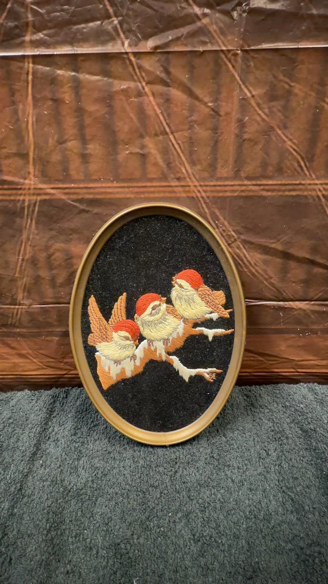 Vintage Ecstasy Giftware Oval Embroidered Birds Wall Art - Image 1