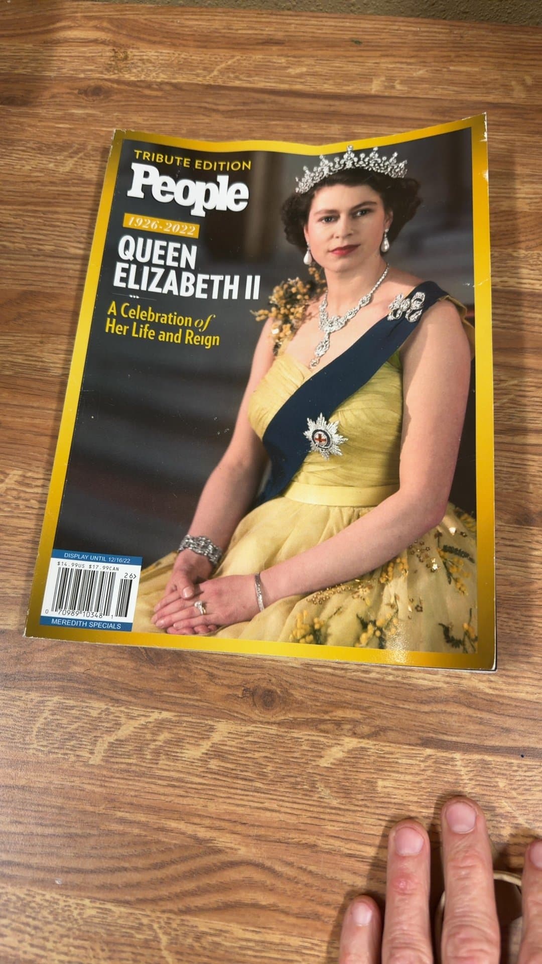 People Magazine Tribute Edition: Queen Elizabeth II - Image 1