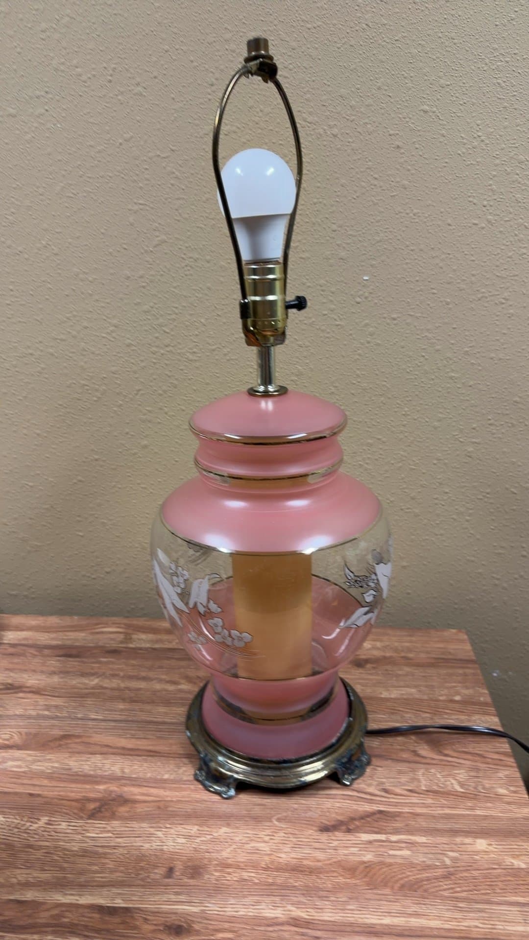 Vintage Pink Glass Table Lamp - Image 1