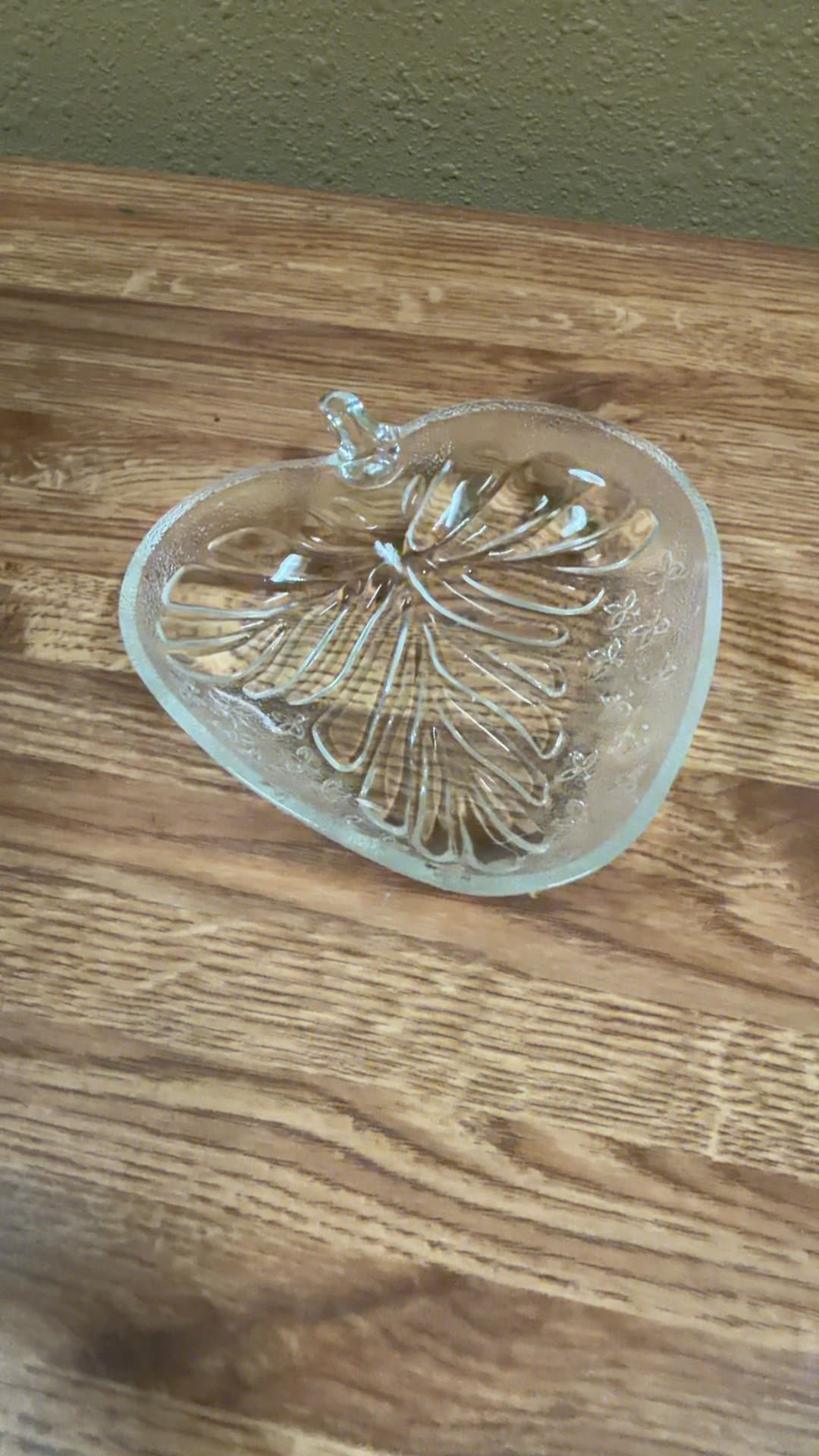 Strawberry shaped Dish - Image 1