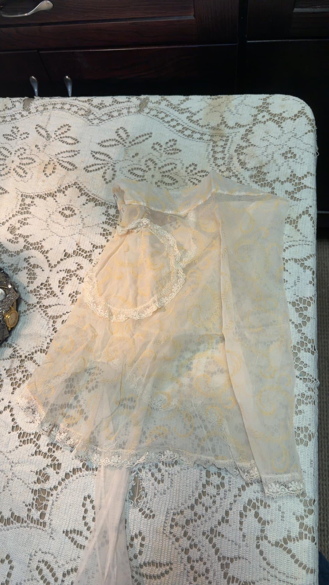Vintage lace apron - Image 1