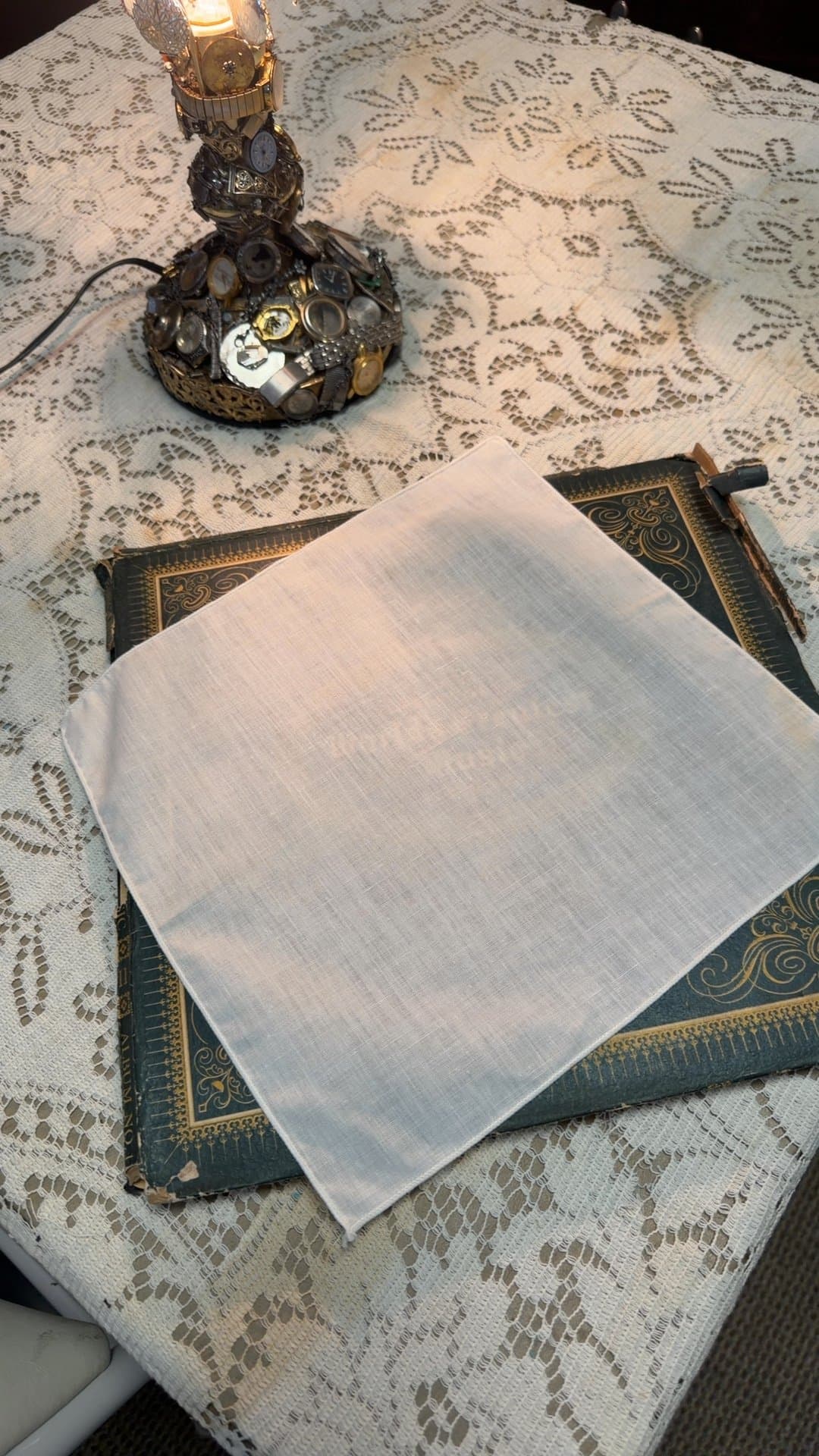 Vintage white handkerchief - Image 1