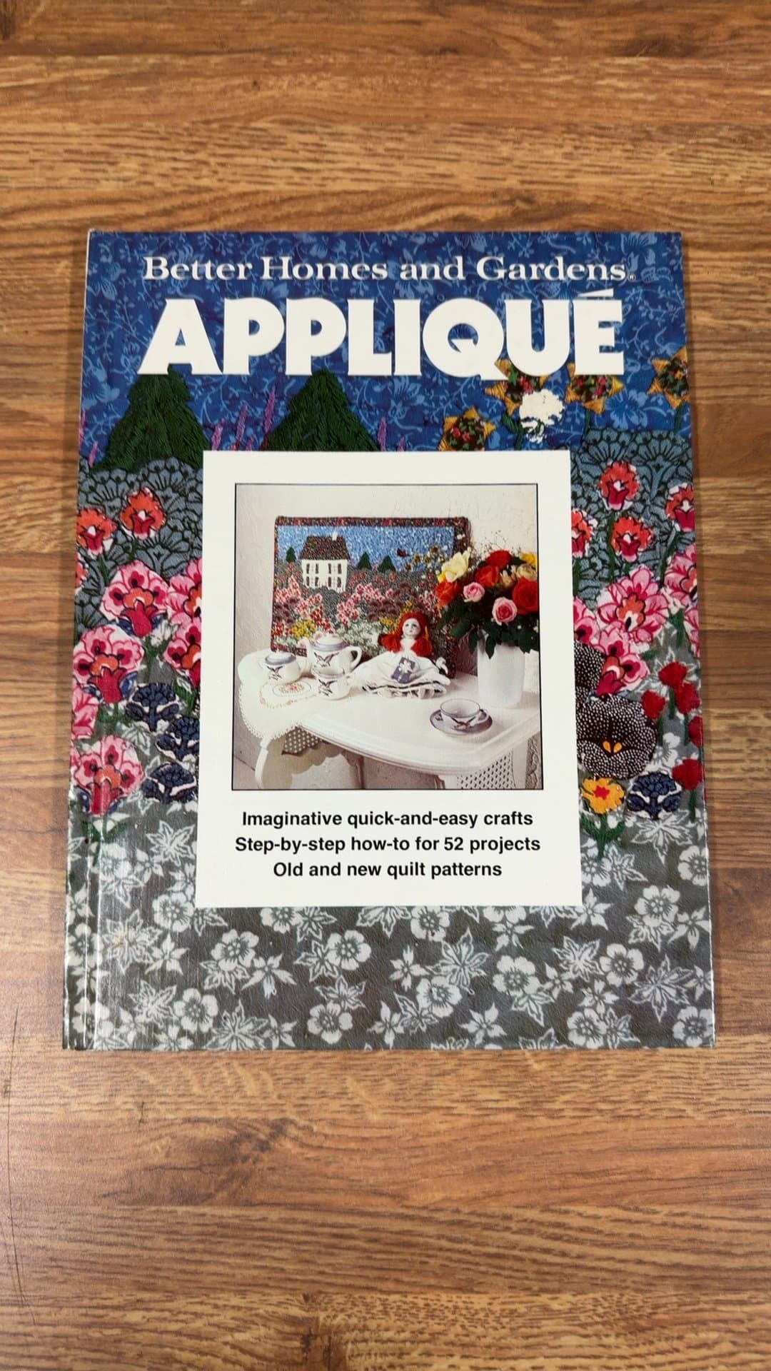 Better Homes and Gardens Appliqué Book - Image 1
