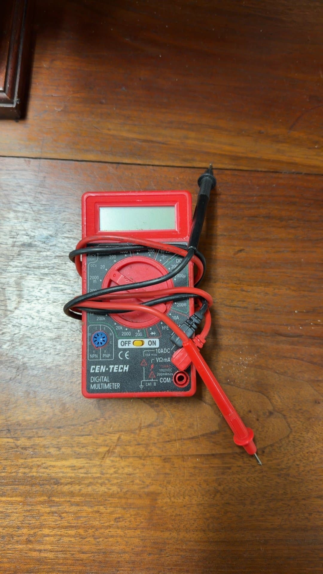 Cen-Tech Digital Multimeter - Image 1