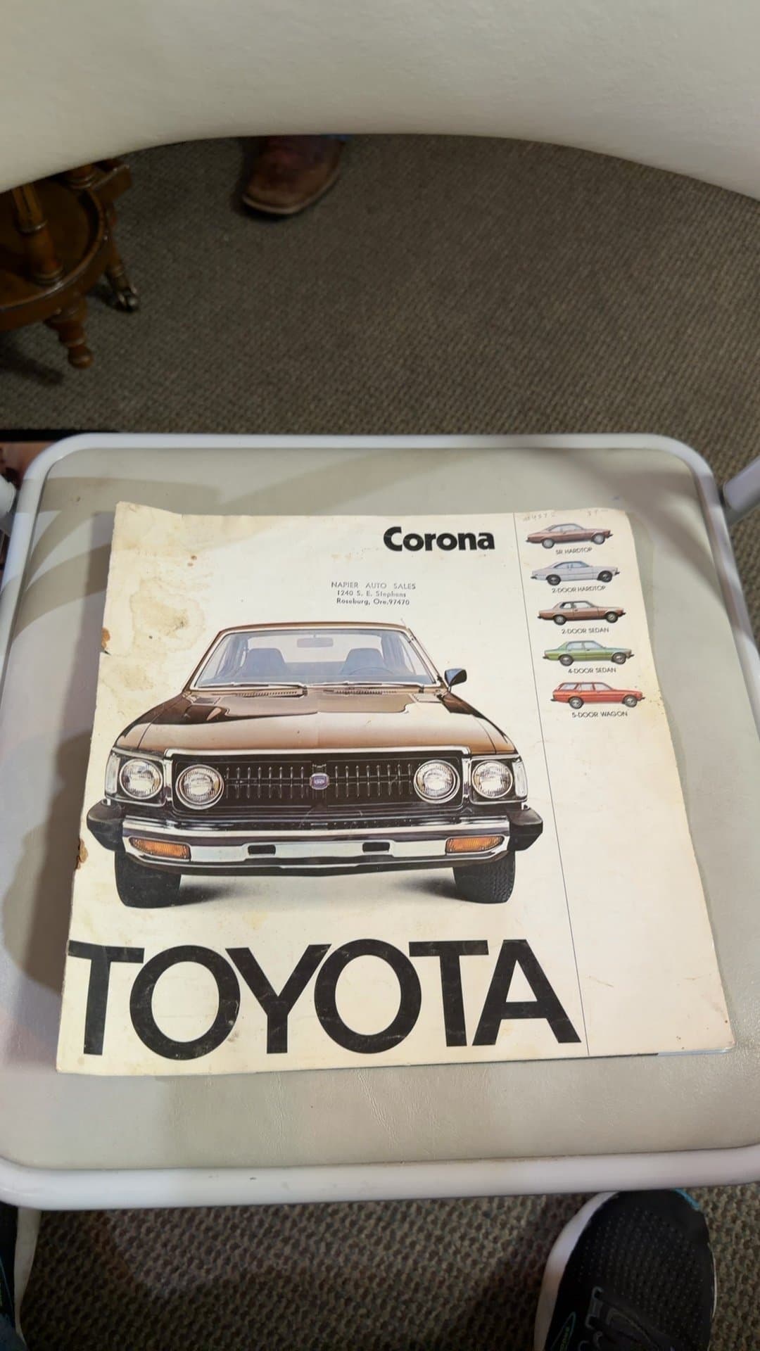 Toyota Corona Vintage Brochure - Image 1