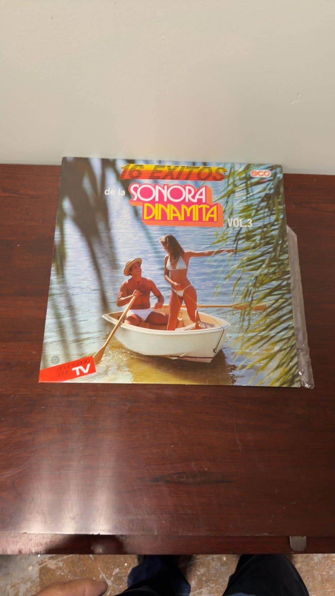 16 Éxitos de la Sonora Dinamita Vol. 3 Vinyl Record - Image 1