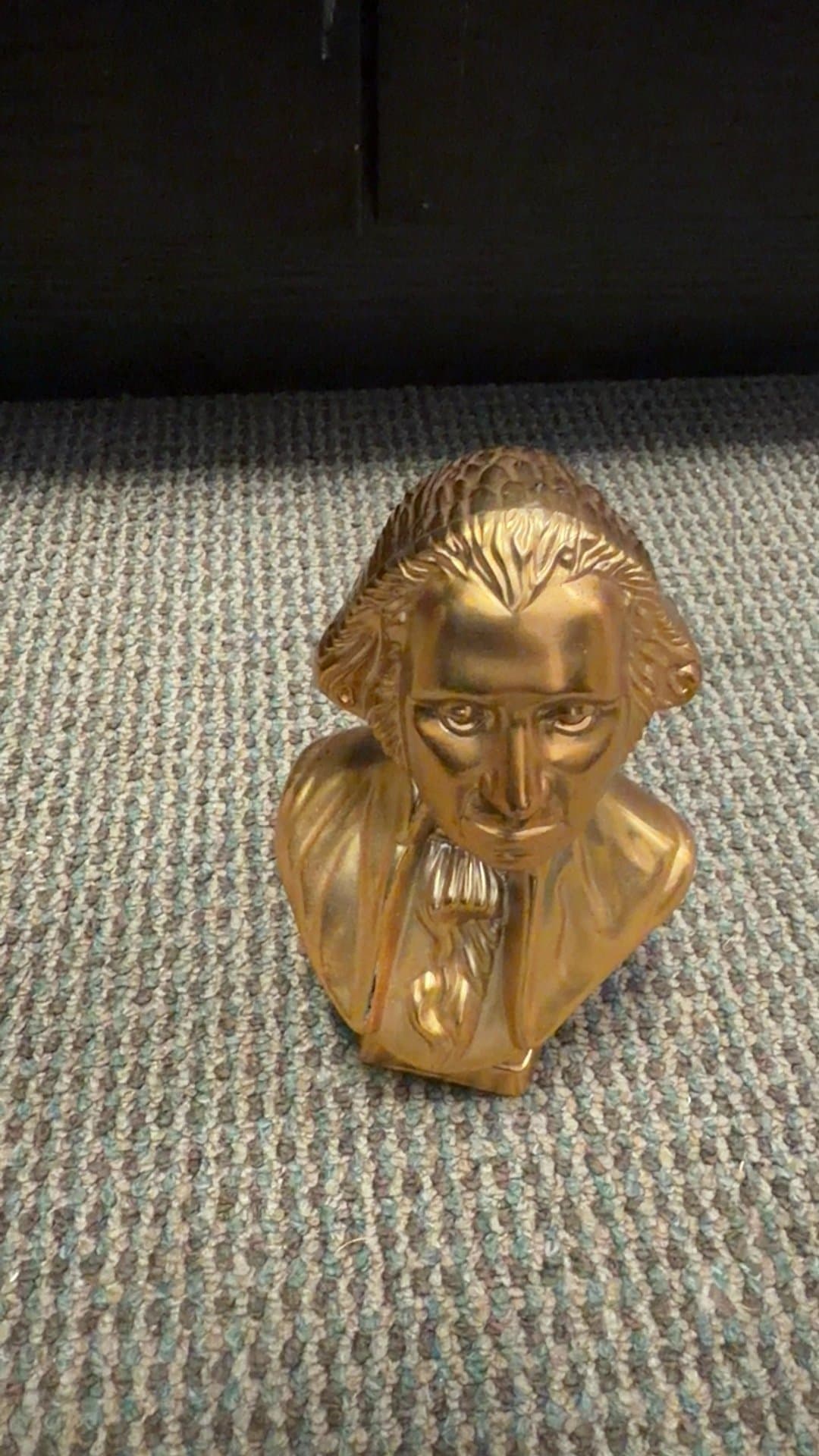 Vintage Avon President George Washington Gold Glass After Shave Decanter Bottle - Image 1