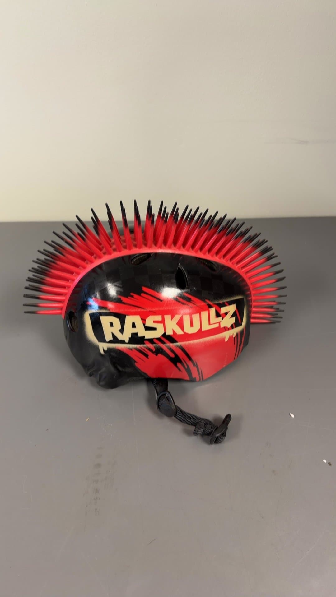 Raskullz Mohawk Youth Multisport Bike Helmet - Image 1