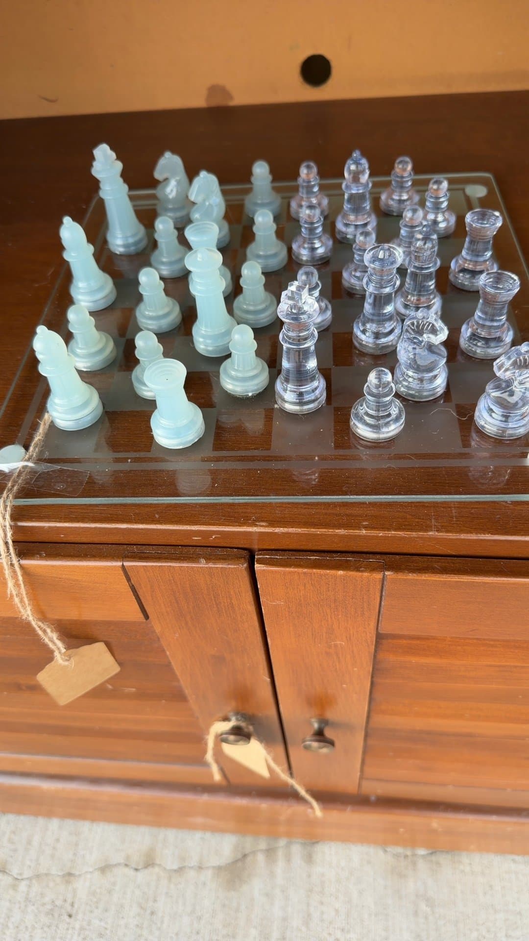 Glass Chess Set with Frosted and Clear Pieces - Image 1