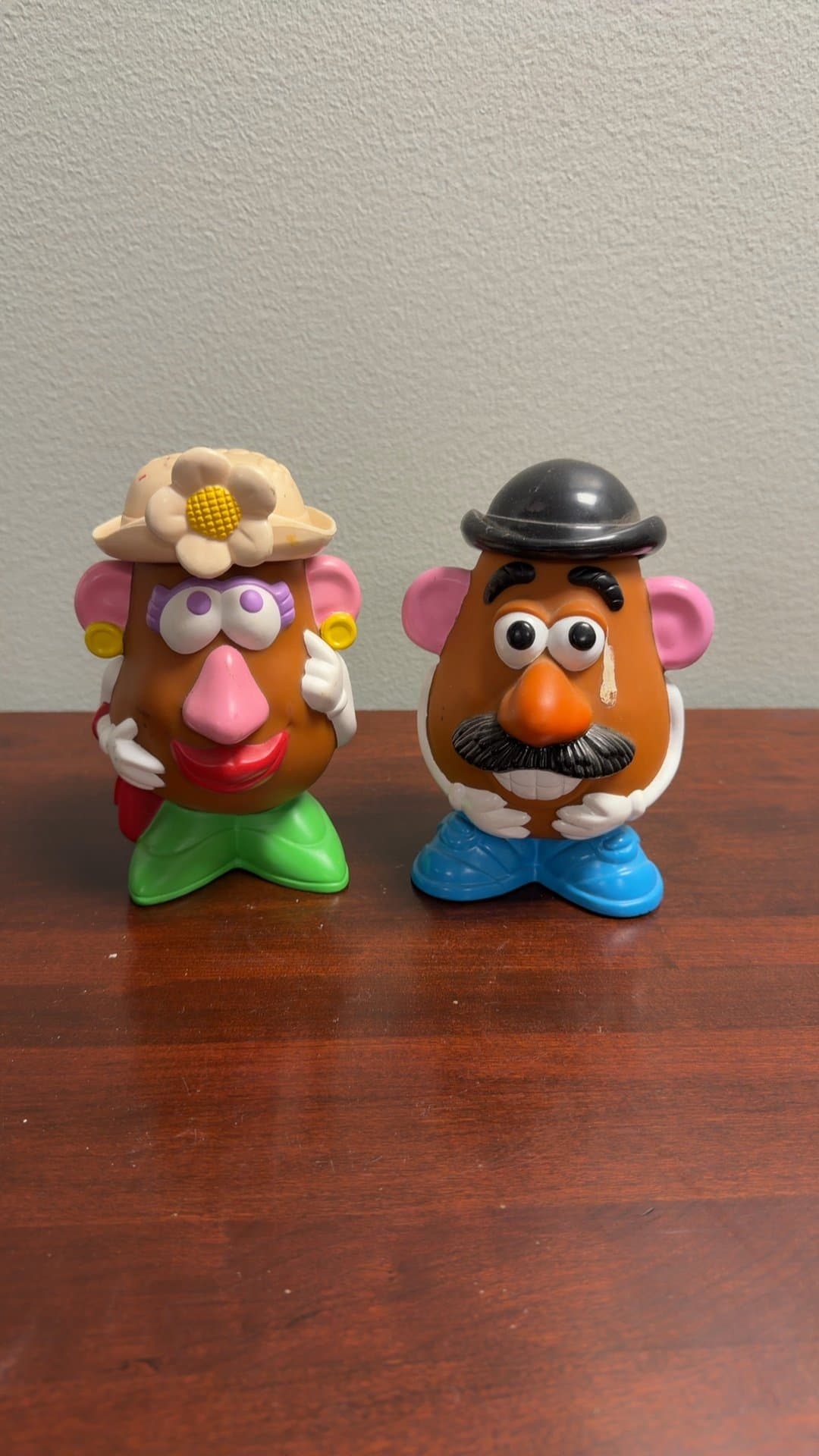 Mr. and Mrs. Potato Head Figurines - Image 1