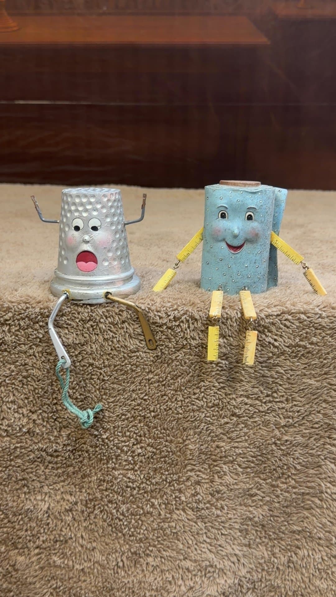 Novelty Sewing-Themed Shelf Sitter Figurines Set of 2 - Image 1