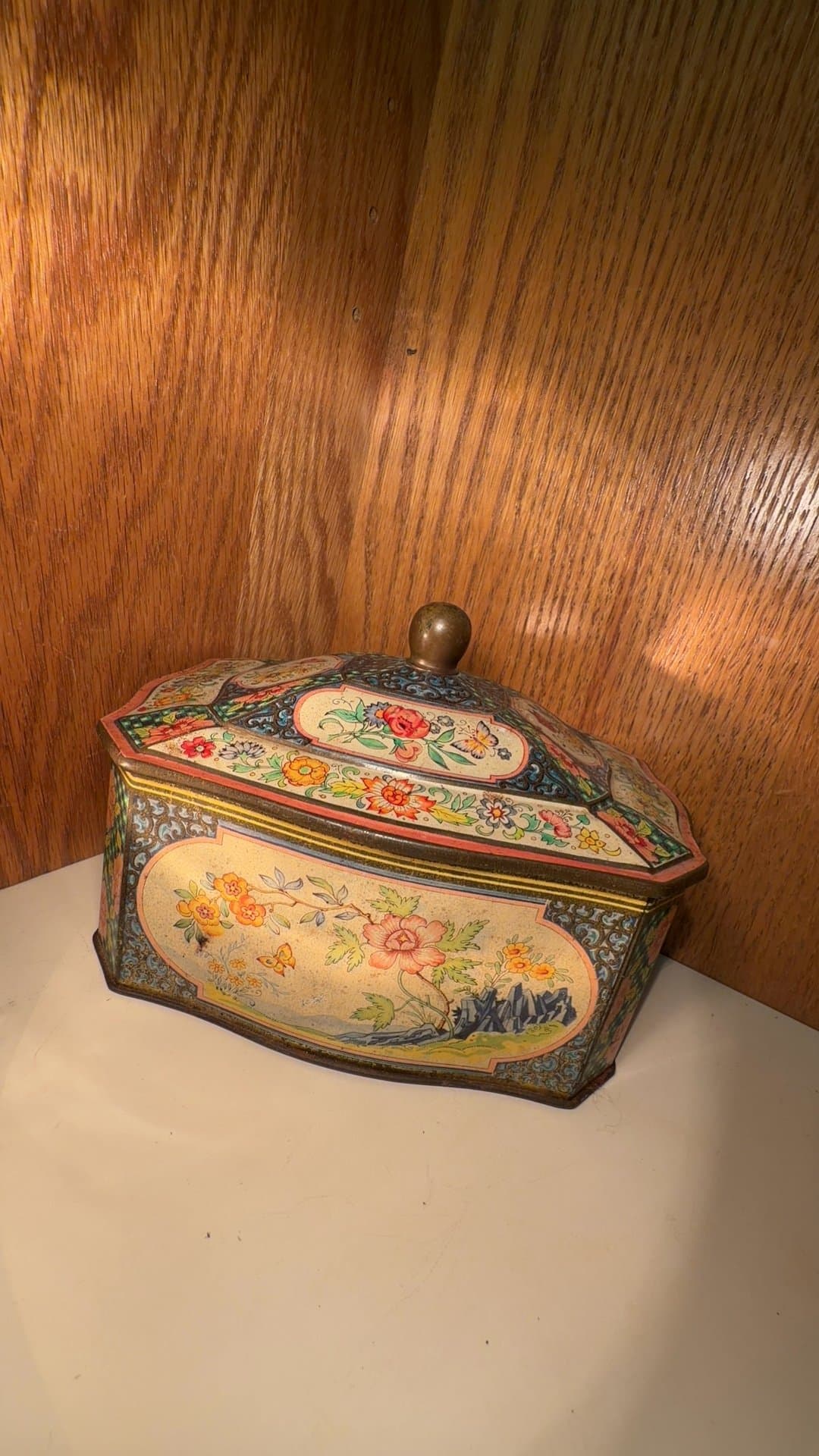 Vintage Floral Tin Box - Image 1