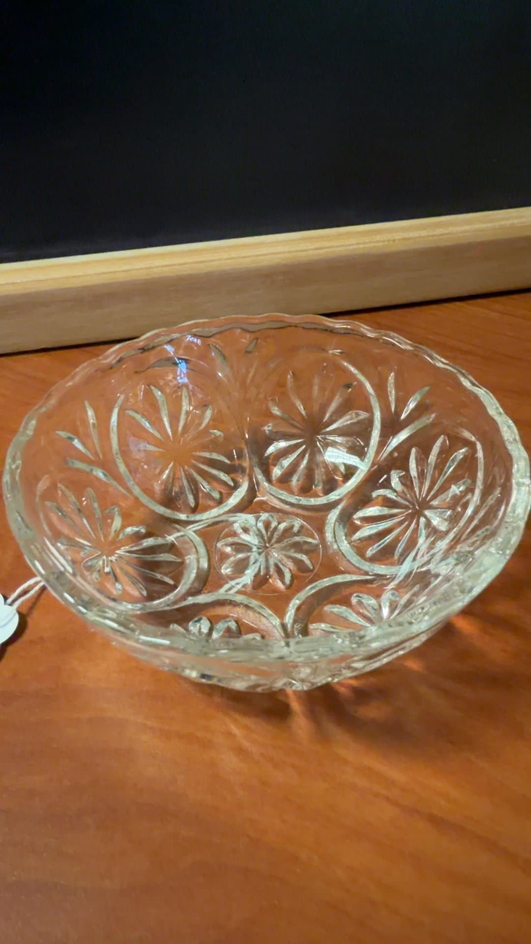 Anchor Hocking Star & Cameo Dessert Bowl - Image 1