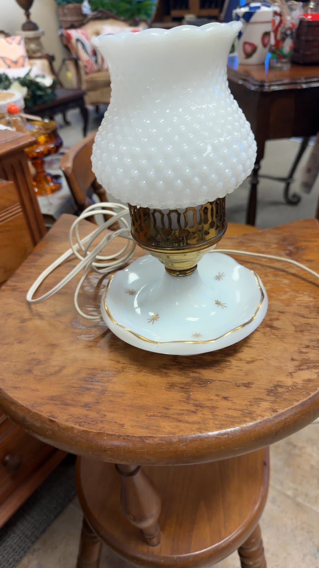 Vintage Milk Glass Hobnail Table Lamp - Image 1