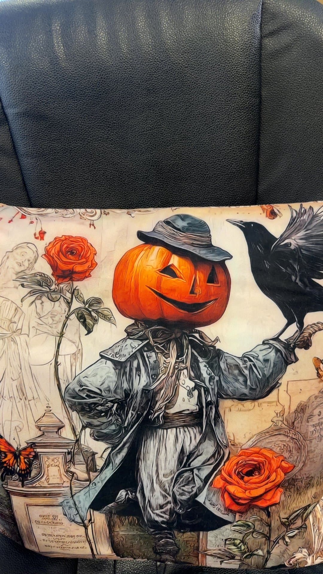 Halloween Jack-o'-lantern Decorative Pillow - Image 1