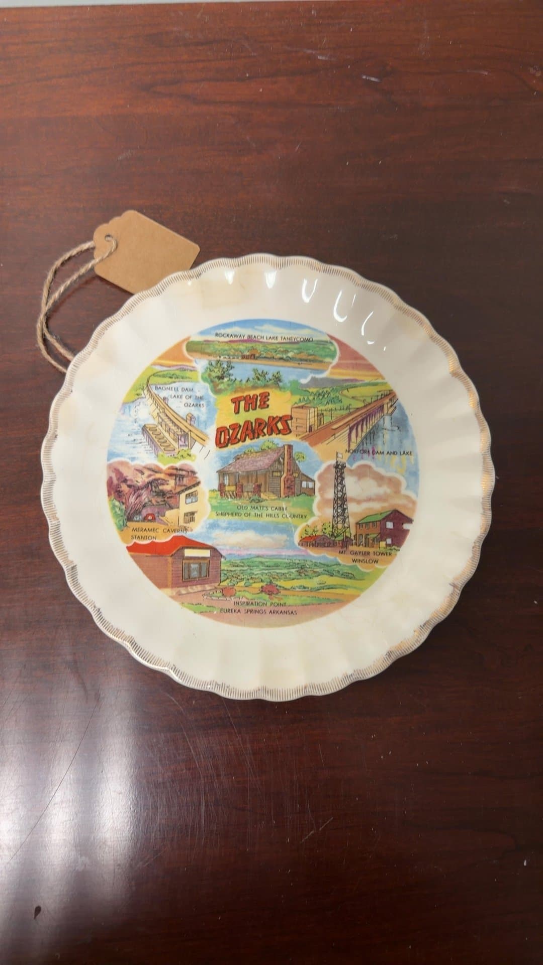 Ozarks Souvenir Decorative Plate - Image 1