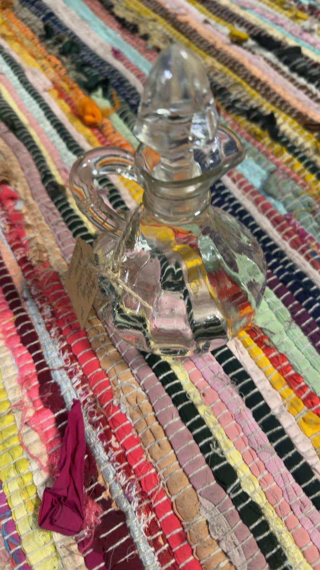 Anchor Hocking "Presence" pattern glass cruet - Image 1