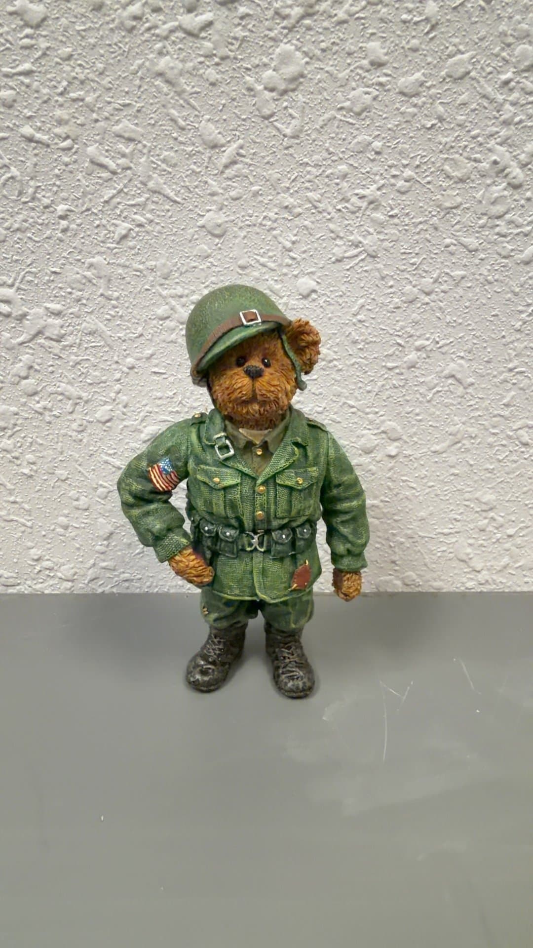 Boyds Bears WWII US Army Soldier Teddy Bear Resin Figurine - Image 1