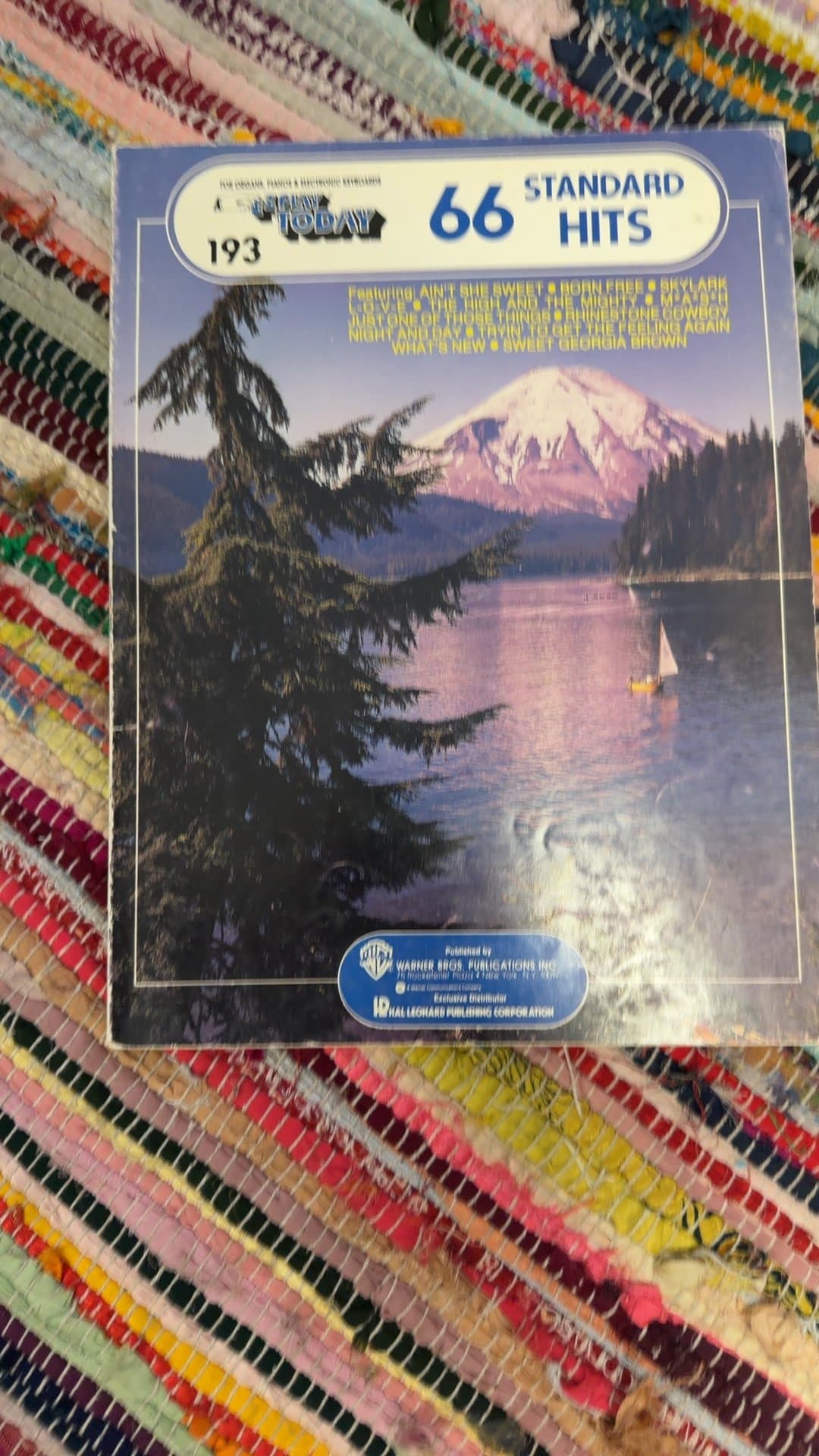 66 Standard Hits Songbook - Image 1