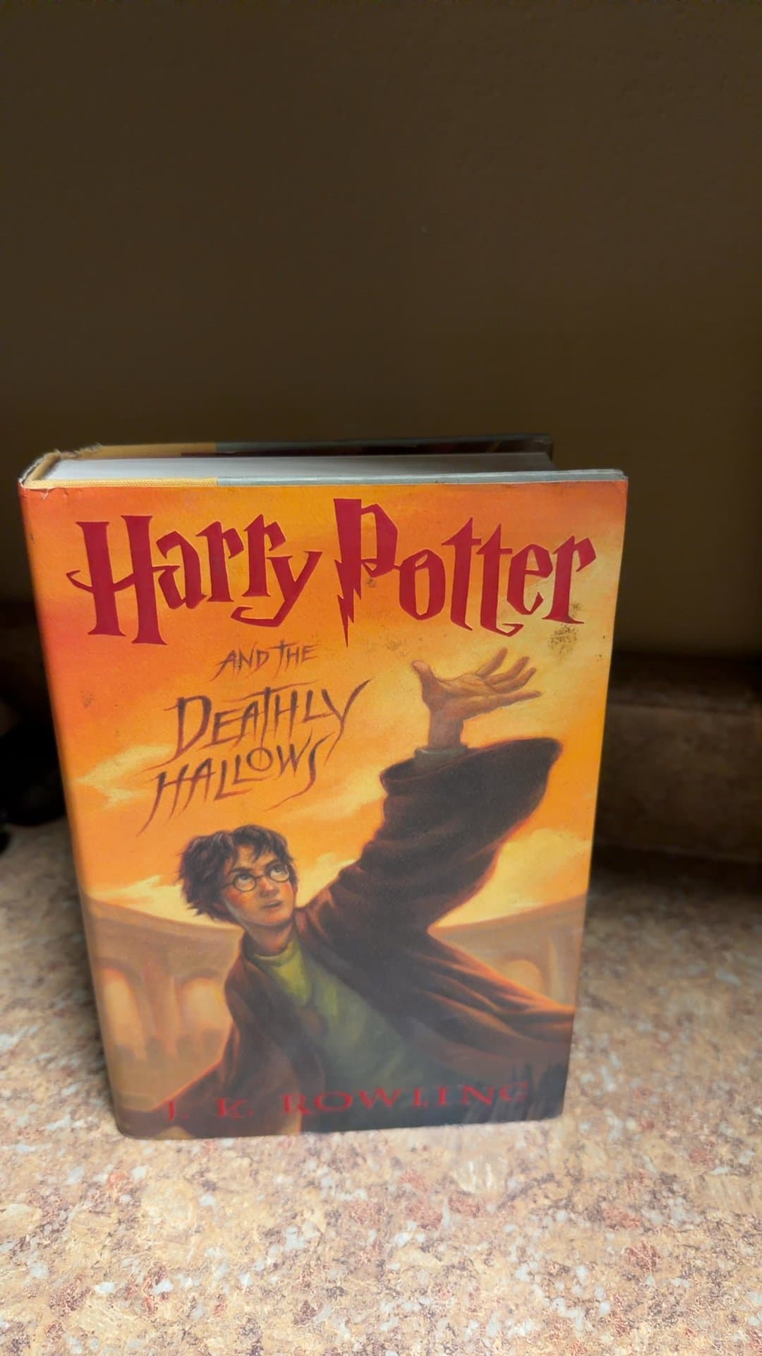Harry Potter and the Deathly Hallows Book - Image 1