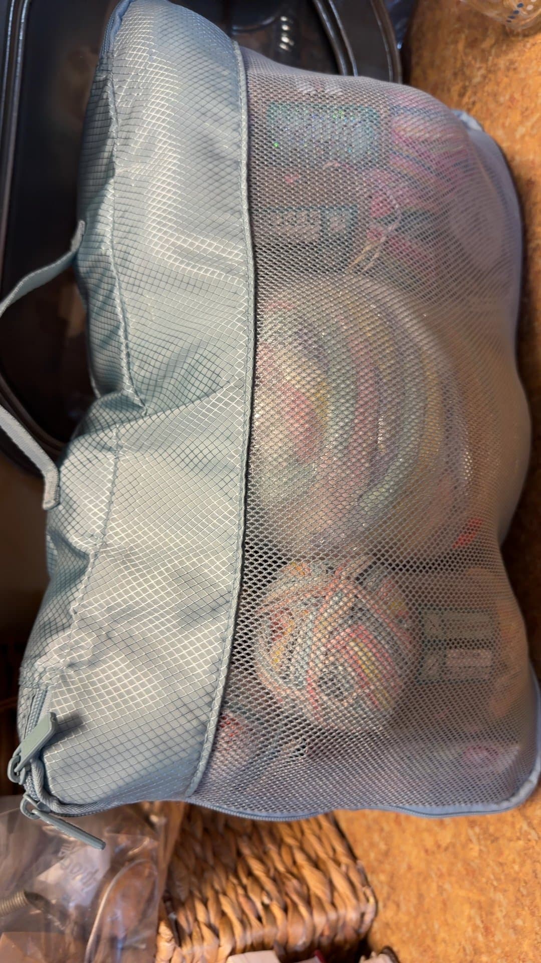 Mesh Yarn Storage Bag and yarn - Image 1