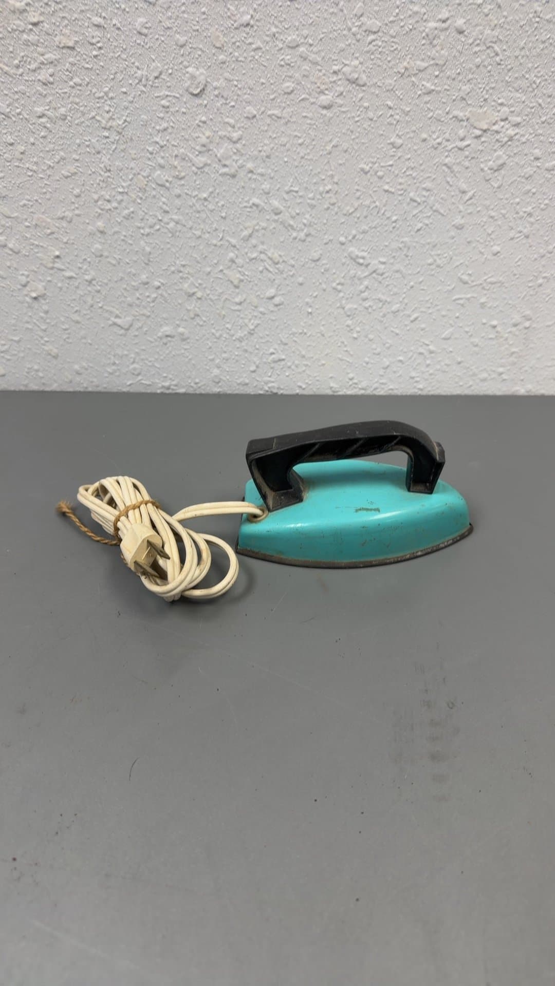 Vintage Turquoise Miniature Travel Electric Iron - Image 1