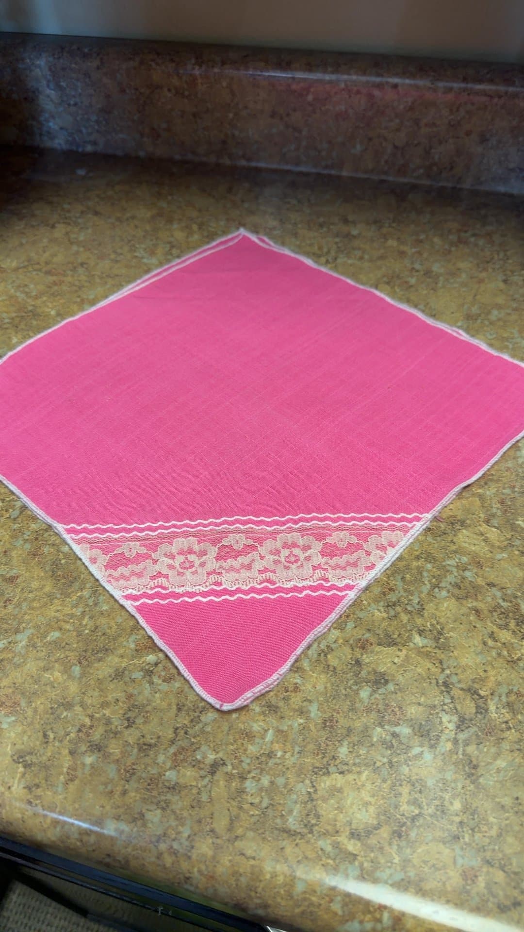 2 Pink Lace-Trimmed Handkerchiefs - Image 1
