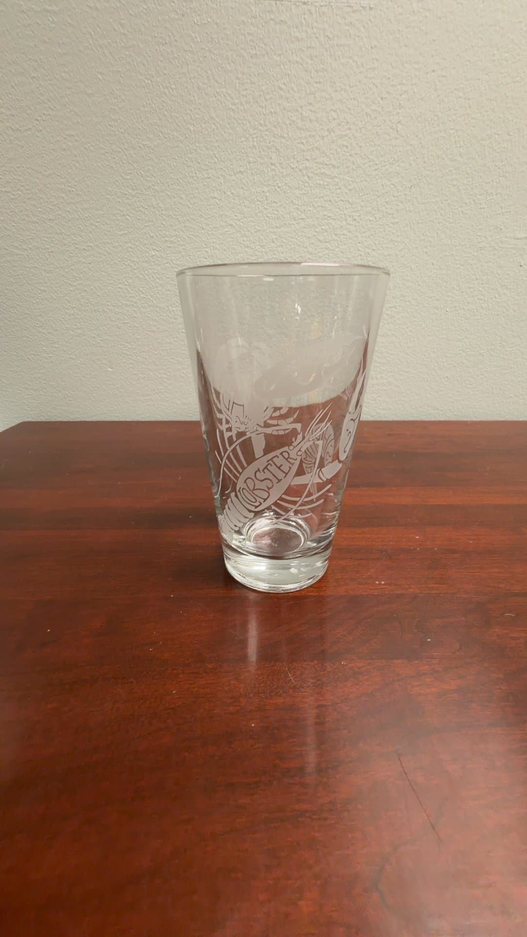 Red Lobster Themed Etched Glass - Image 1