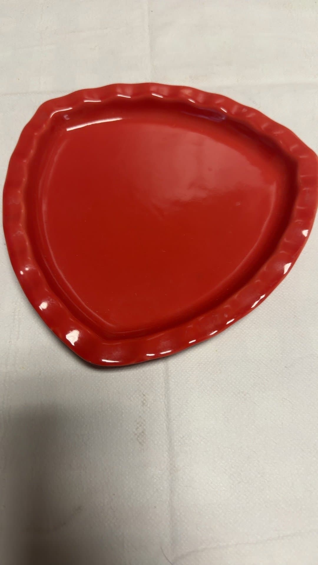 Red Ceramic Earthenware Plate - Image 1