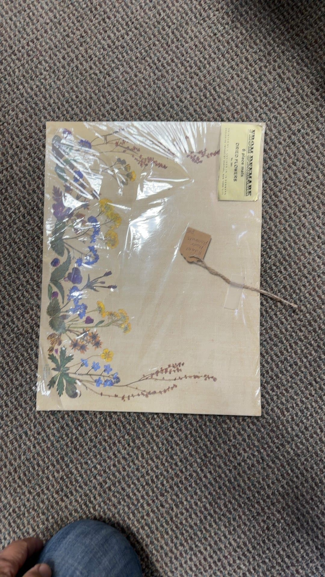 Floral Dried Flower Placemat Set - Image 1
