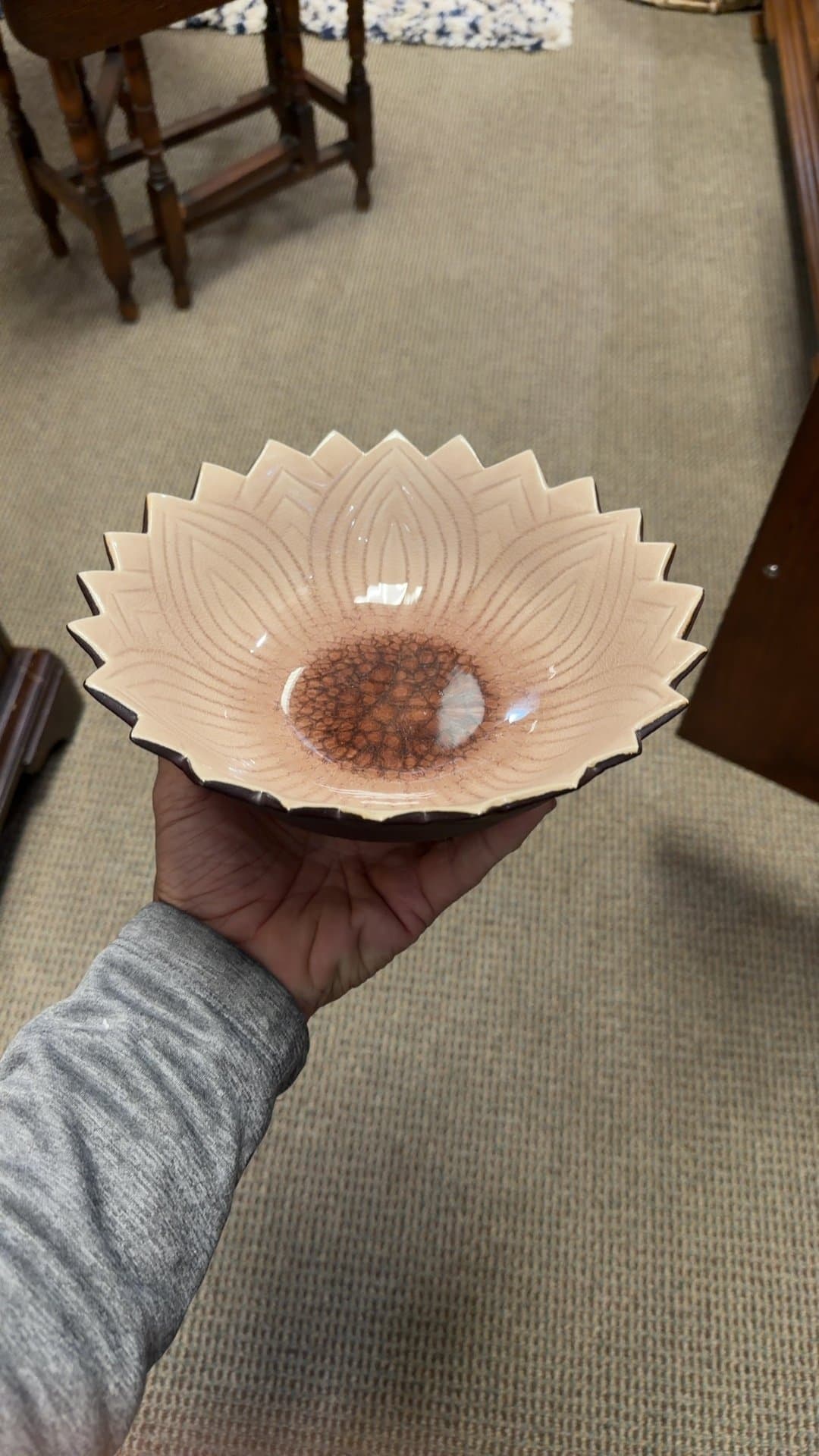 Turkish Handmade Gerbera Pattern Bowl - Image 1