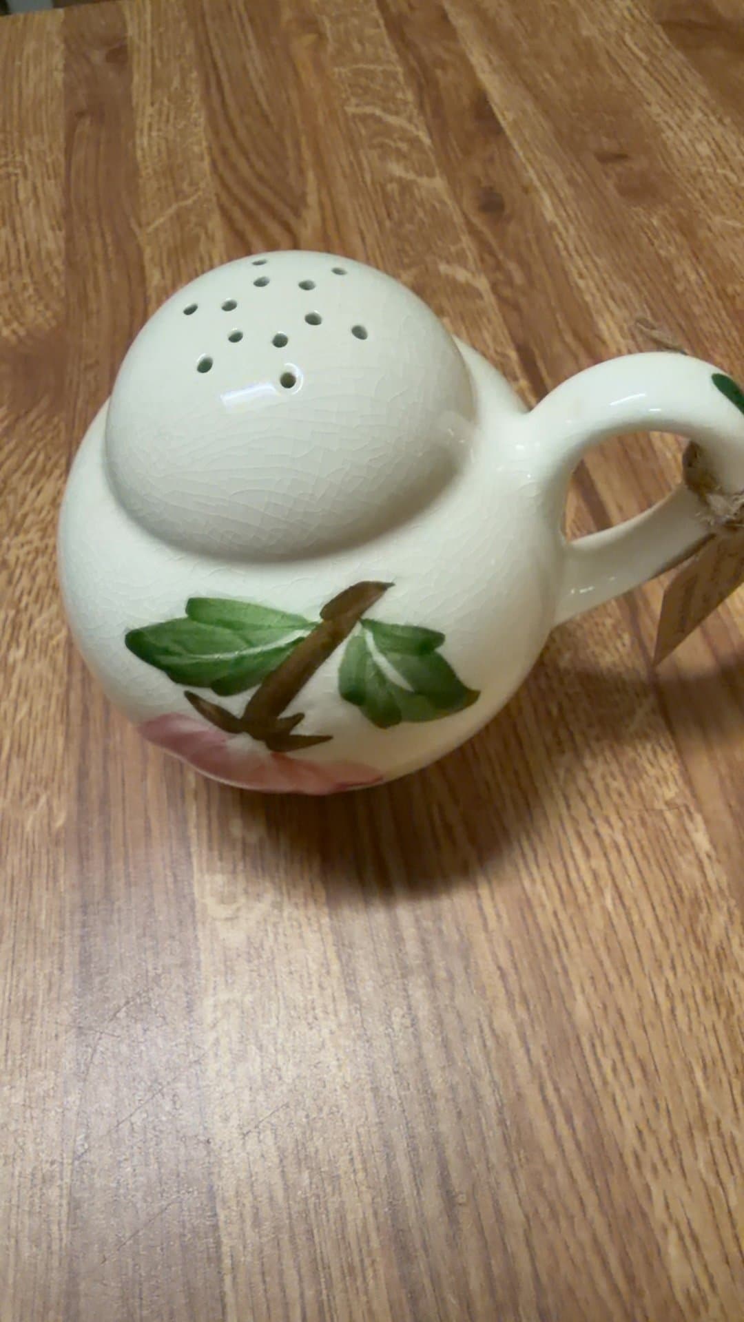 Continental Kilns 'Green Arbor' Shaker - Image 1