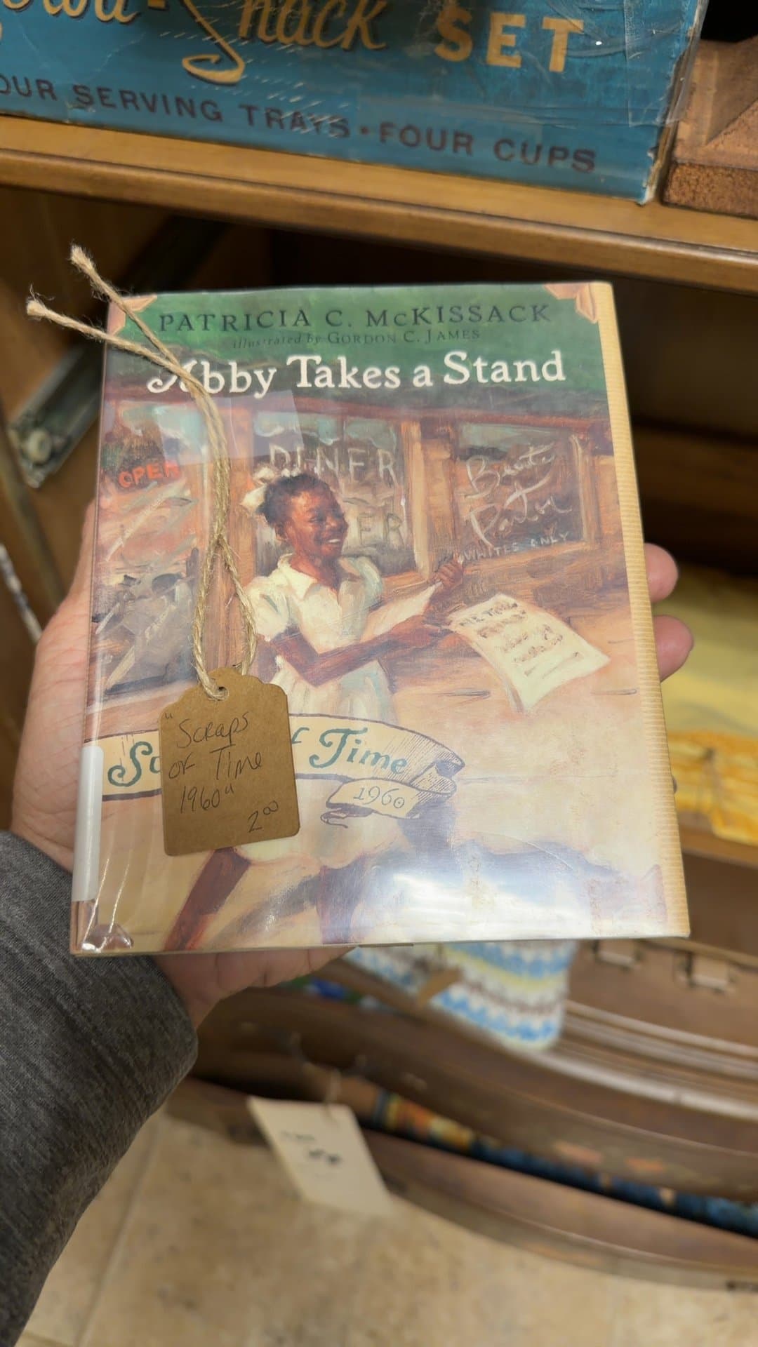 Abby Takes a Stand by Patricia C. McKissack - Image 1