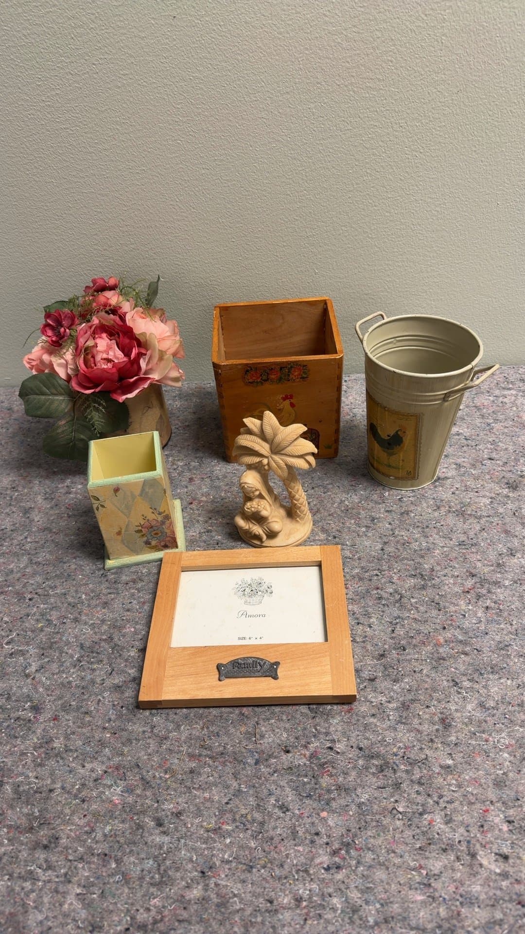 Assorted Decorative Home Items - Image 1