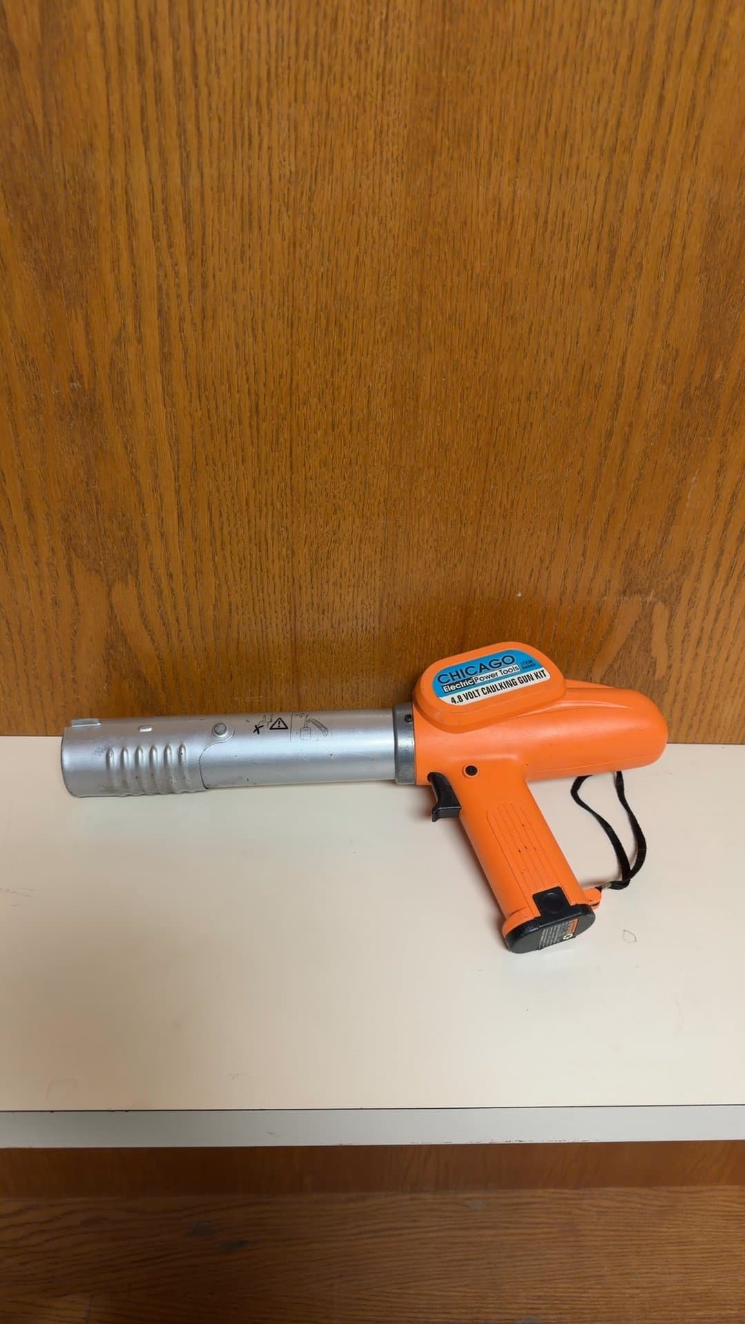 Chicago Electric 4.8 Volt Caulking Gun Kit - Image 1