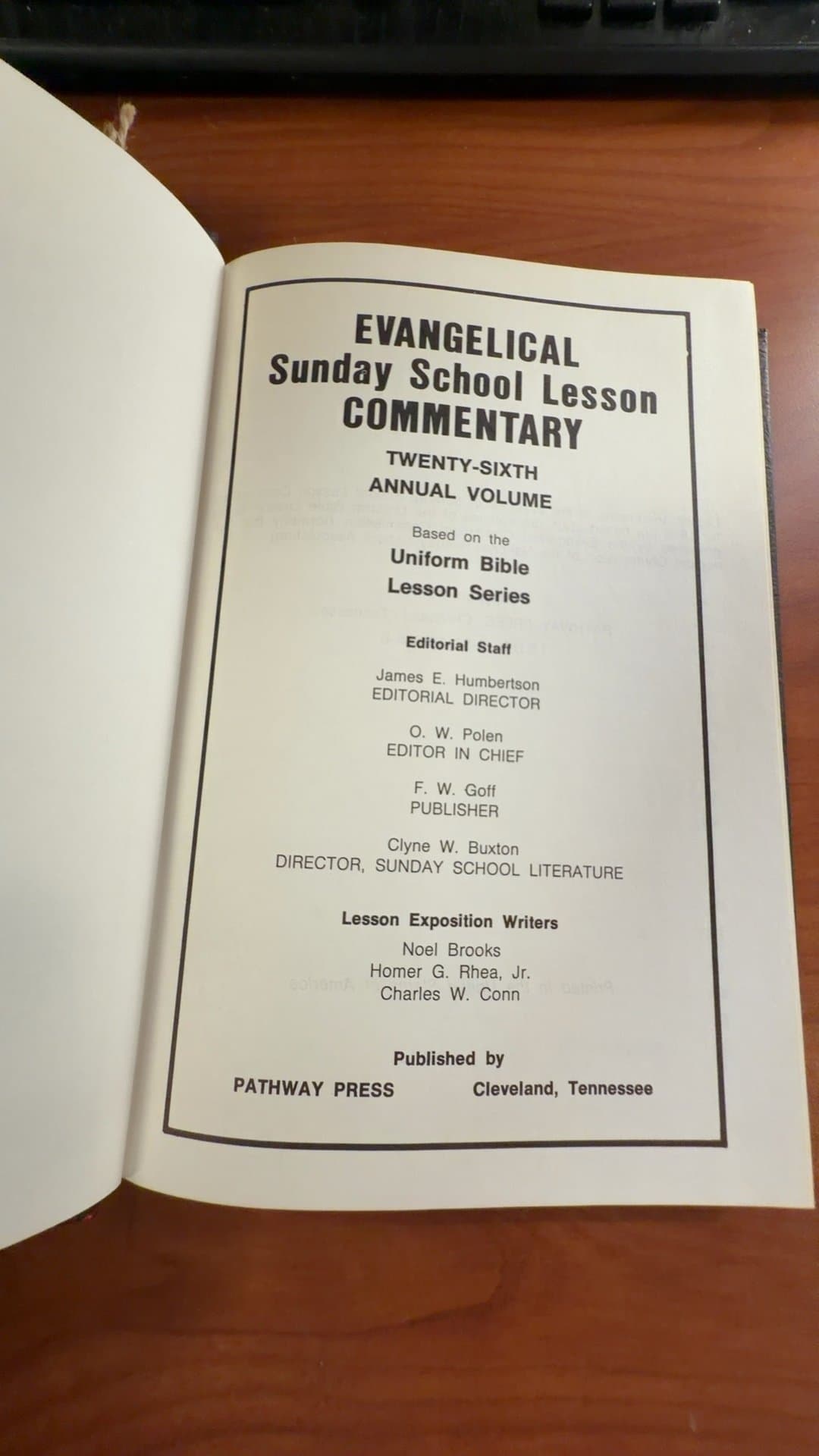 1978 Evangelical Sunday School Lesson Commentary - Image 1