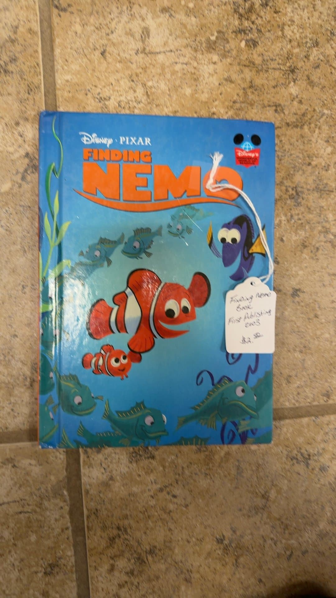 Finding Nemo Children's Book - Image 1