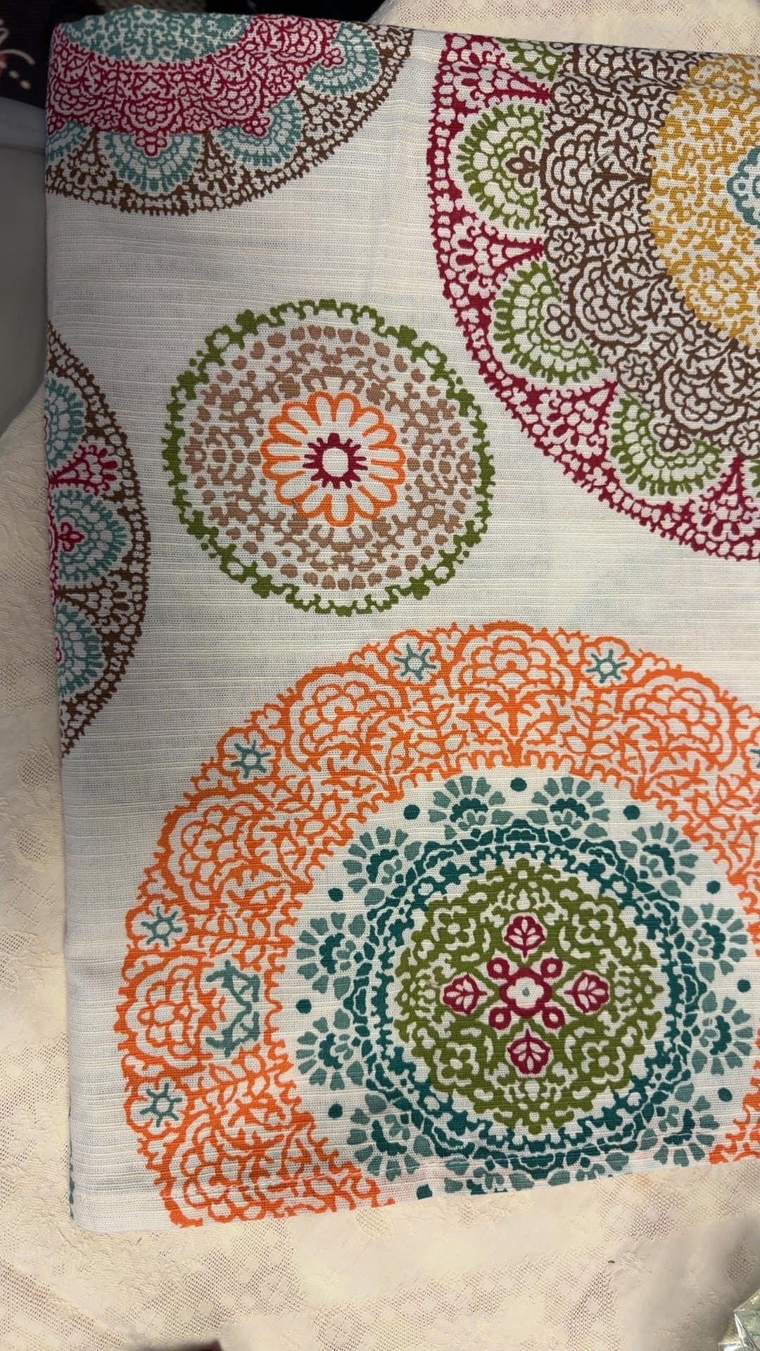 Better Homes & Gardens Decorative Tablecloth - Image 1