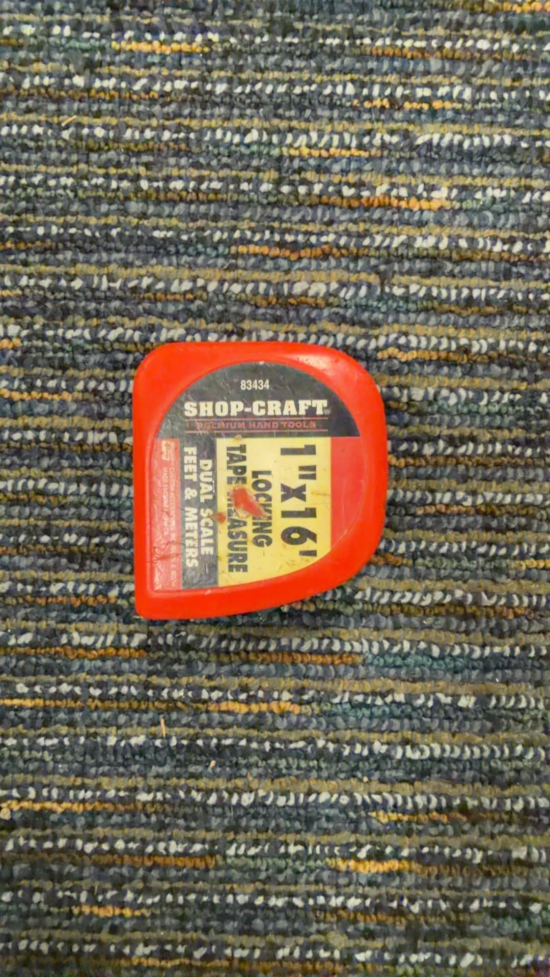 Shop-Craft Locking Tape Measure 1" x 16' - Image 1