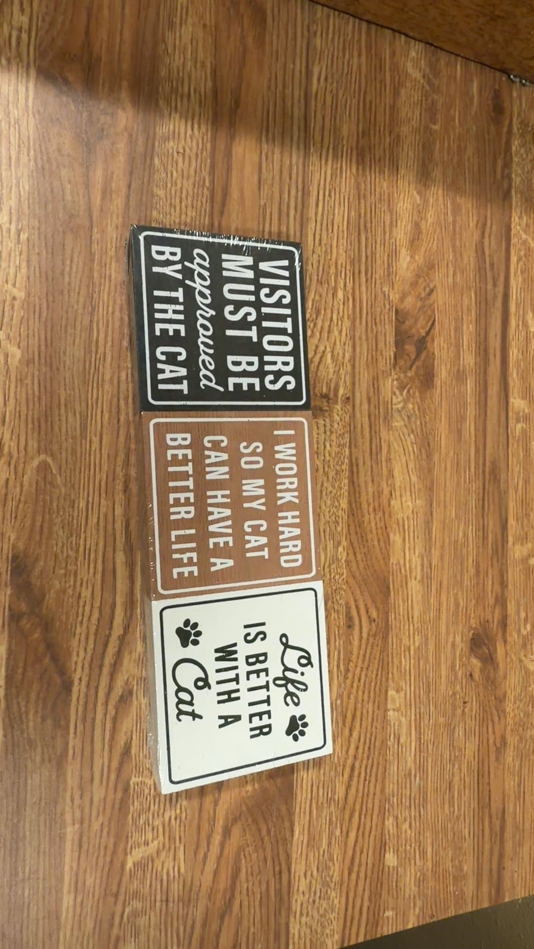 Cat-Themed Decorative Signs - Image 1