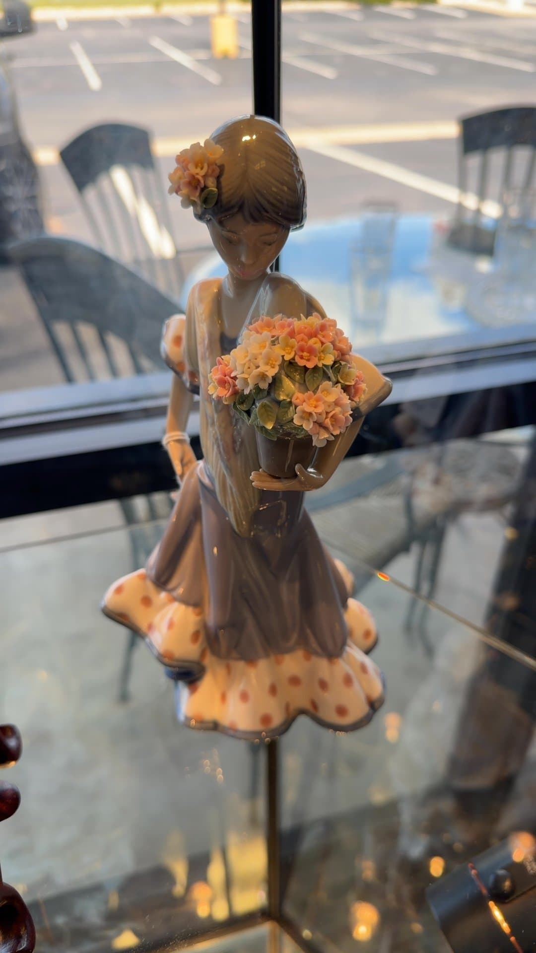 Lladro Porcelain Figurine 'Floral Maiden' Model 5490 - Image 1