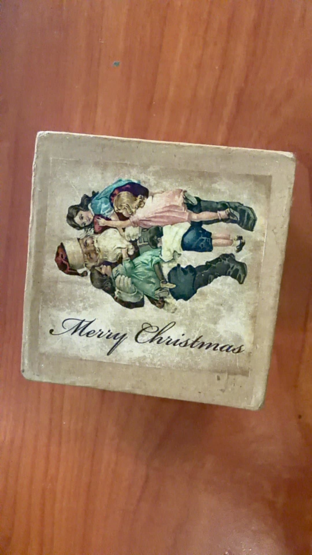Vintage-Style Christmas Cardboard Gift Box - Image 1