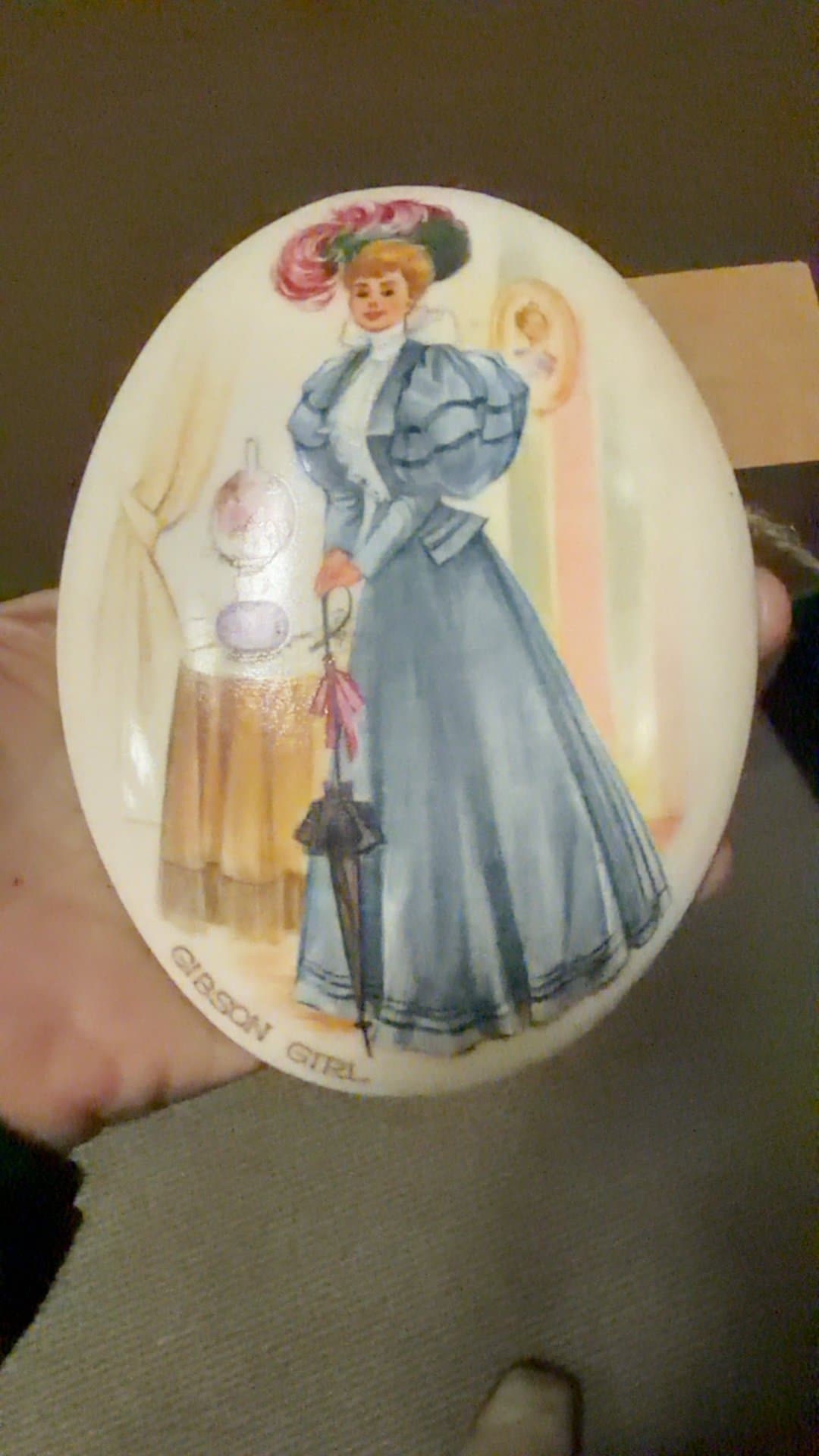 Gibson Girl Decorative Plate - Image 1